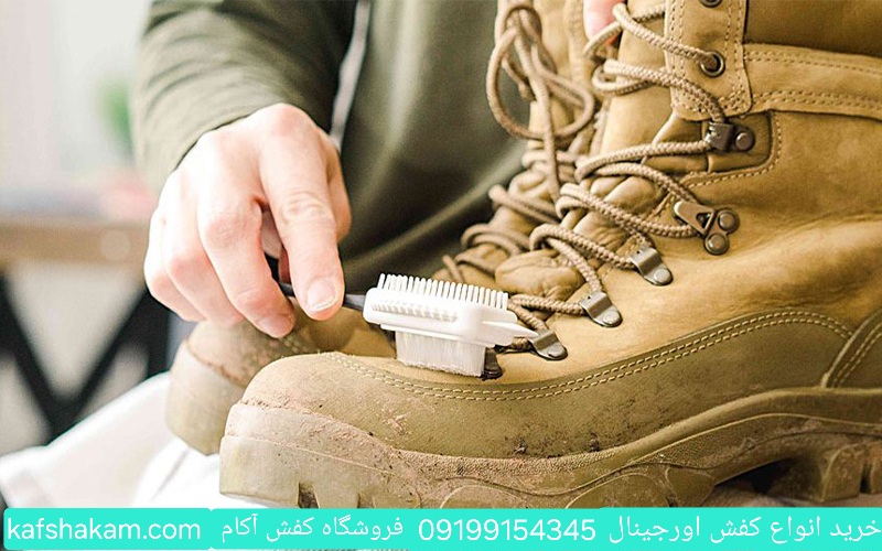 ۵ روش ساده برای تمیز کردن و نگهداری کفش گورتکس